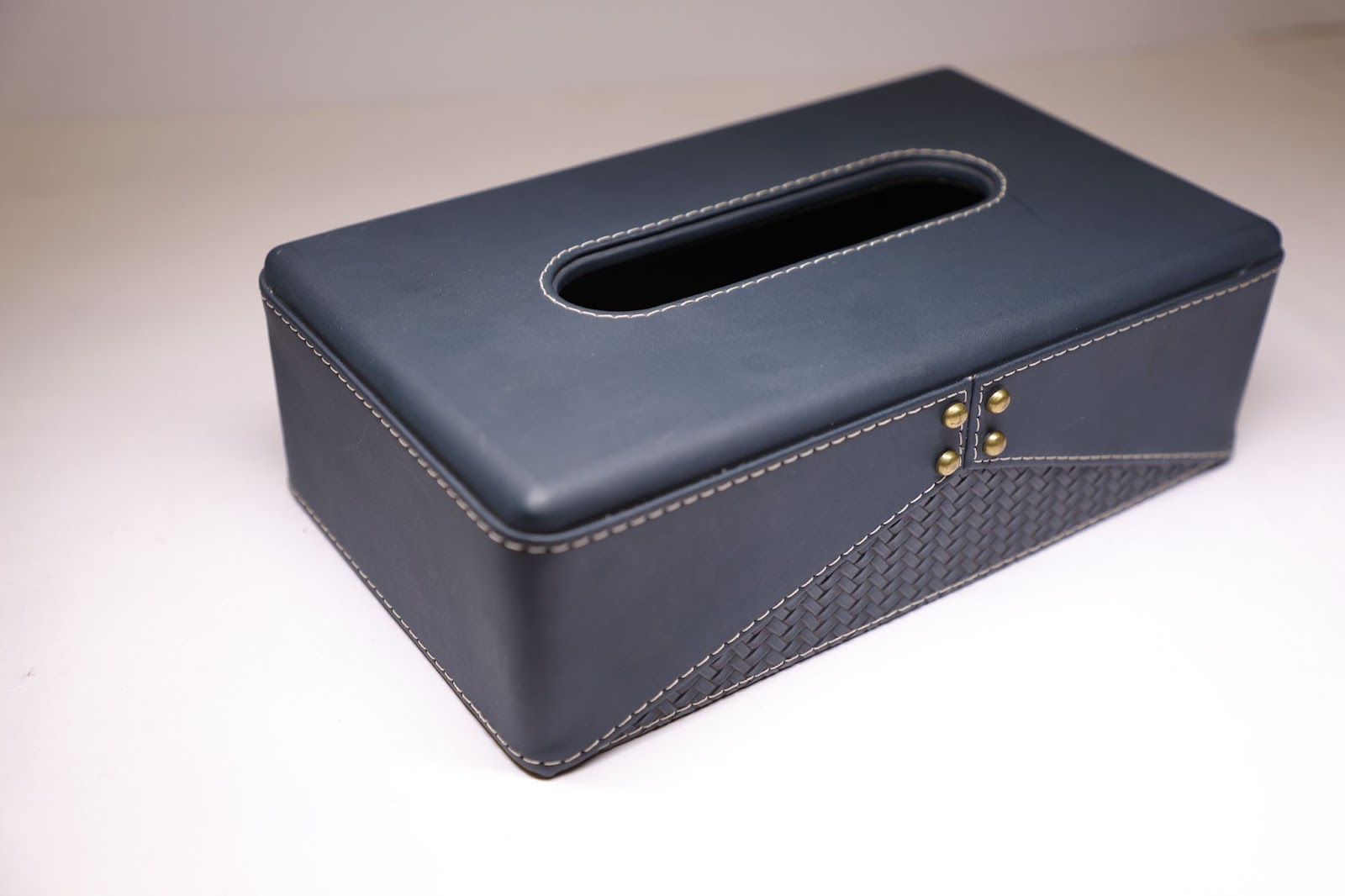 Petal Pocket Leather Tissue Box