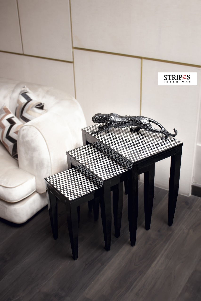Checkered Mother of Pearl Nesting Table
