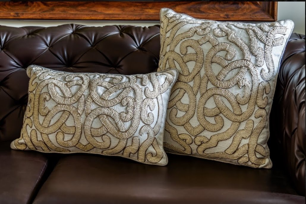 Ivory Royale Cushion