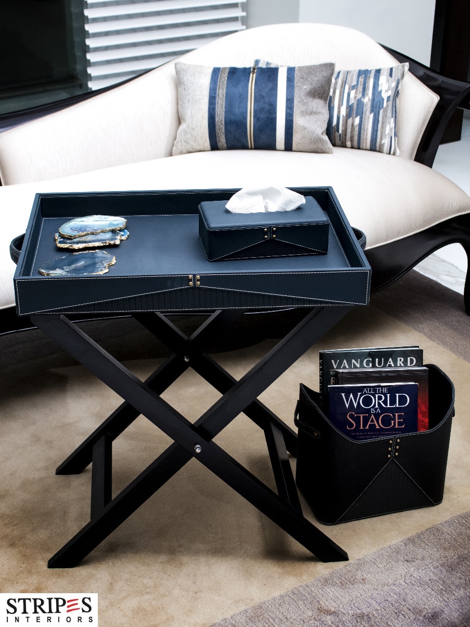 Pettle Pocket Folding Tray Stand(Midnight Blue)