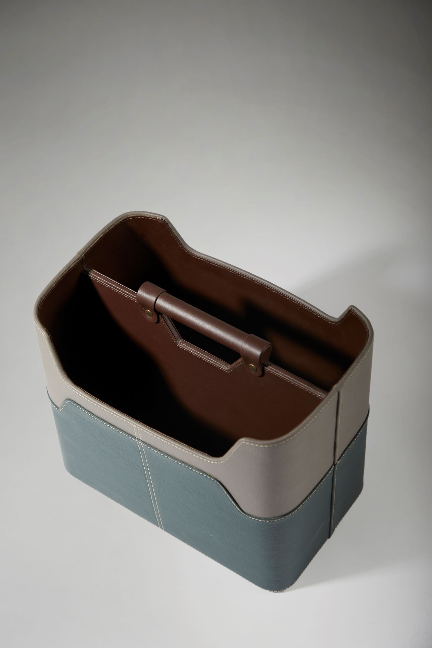 Leather Luxe Magazine Rack